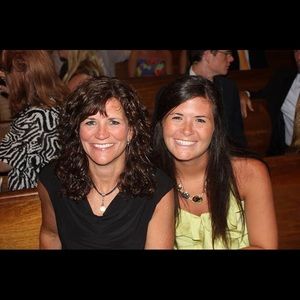 Meet your Posher, Casey